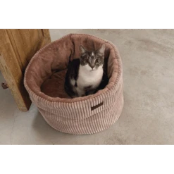 Designed By Lotte Kattenmand Ribbed Met Rits - Roze - 50x50x35cm -Flamingo Verkoop kattenmand ribbed met rits roze 50x50x35cm 4 1