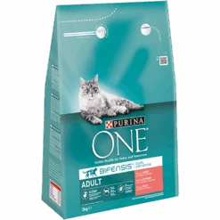 Purina One PURINAu00ae ONE Adult Rijk Aan Zalm & Volkoren Granen Brokjes - Kattenvoer - 3kg